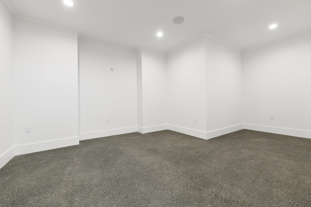 38 Parker Rd