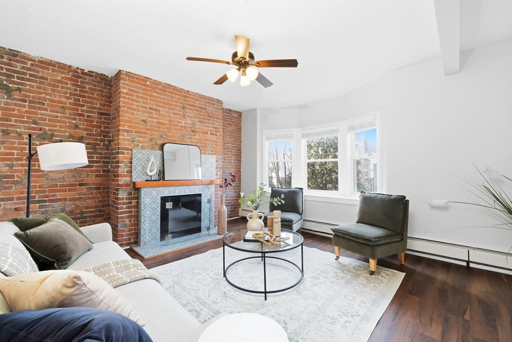 8 Humboldt Ave # 2