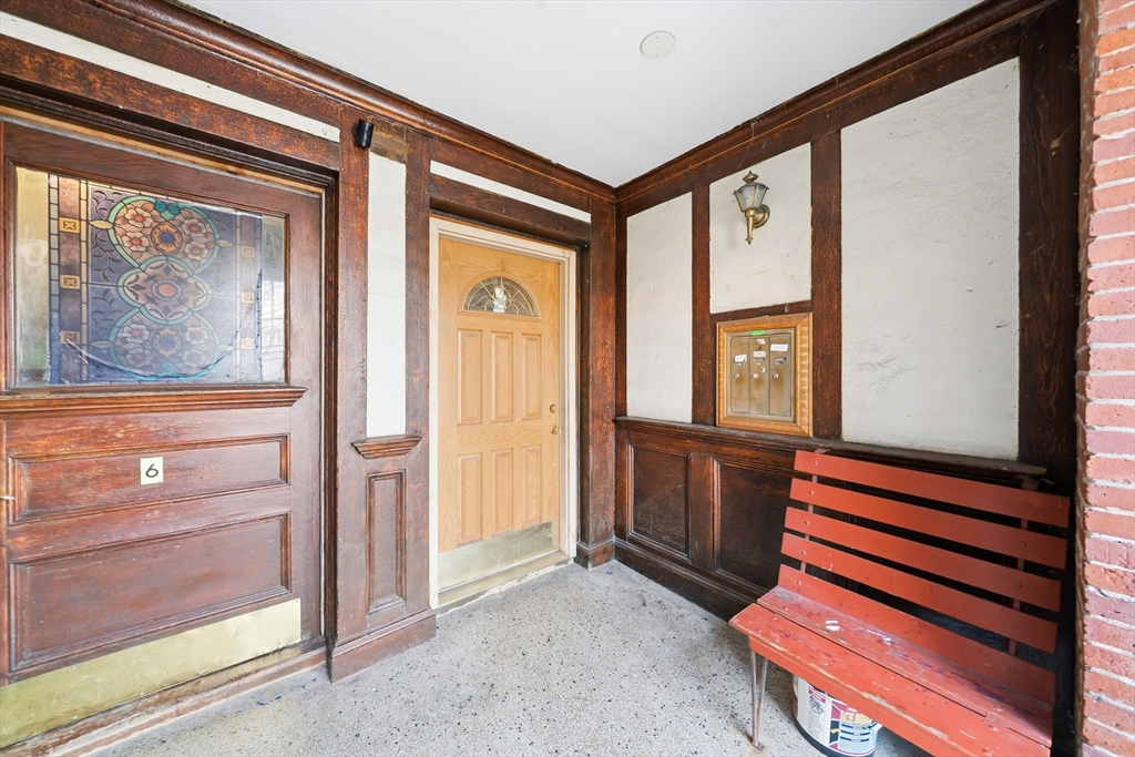8 Humboldt Ave # 2