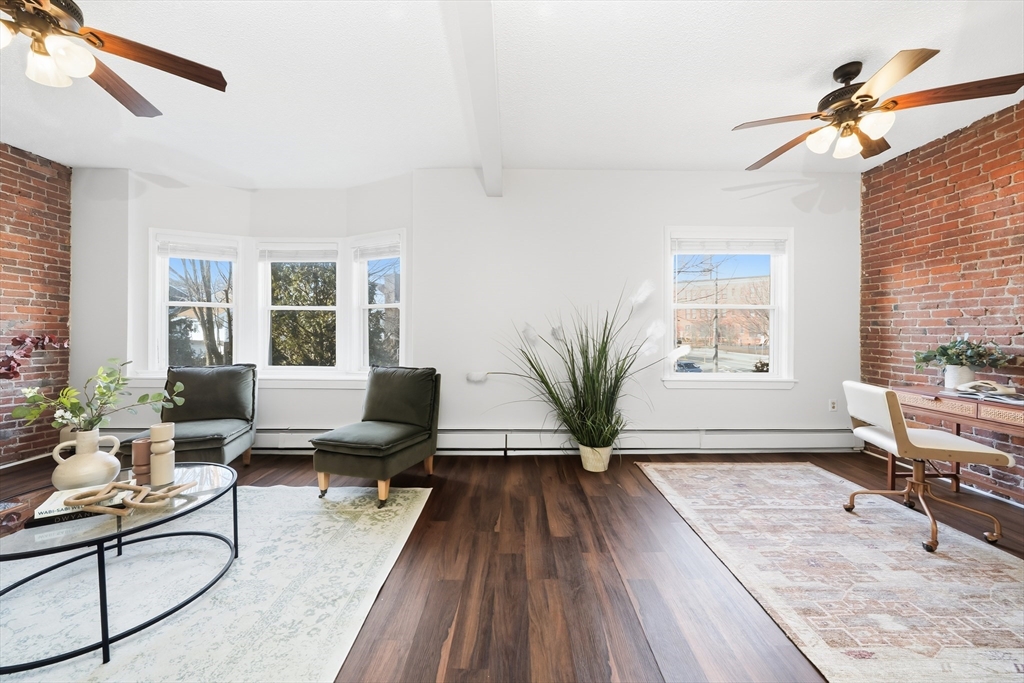 8 Humboldt Ave # 2