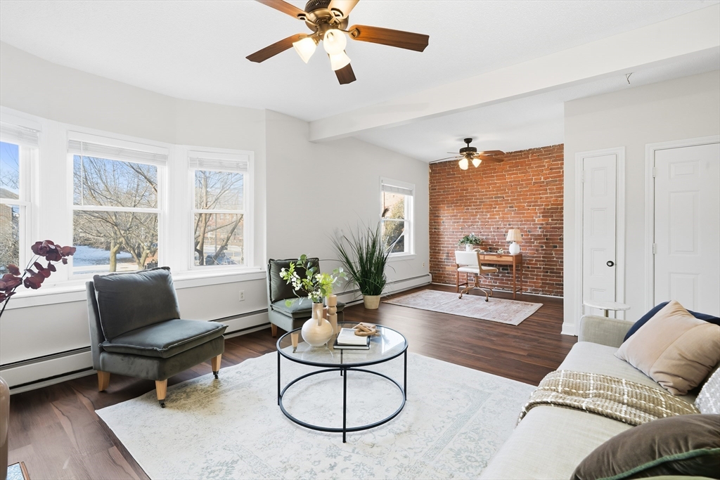 8 Humboldt Ave # 2