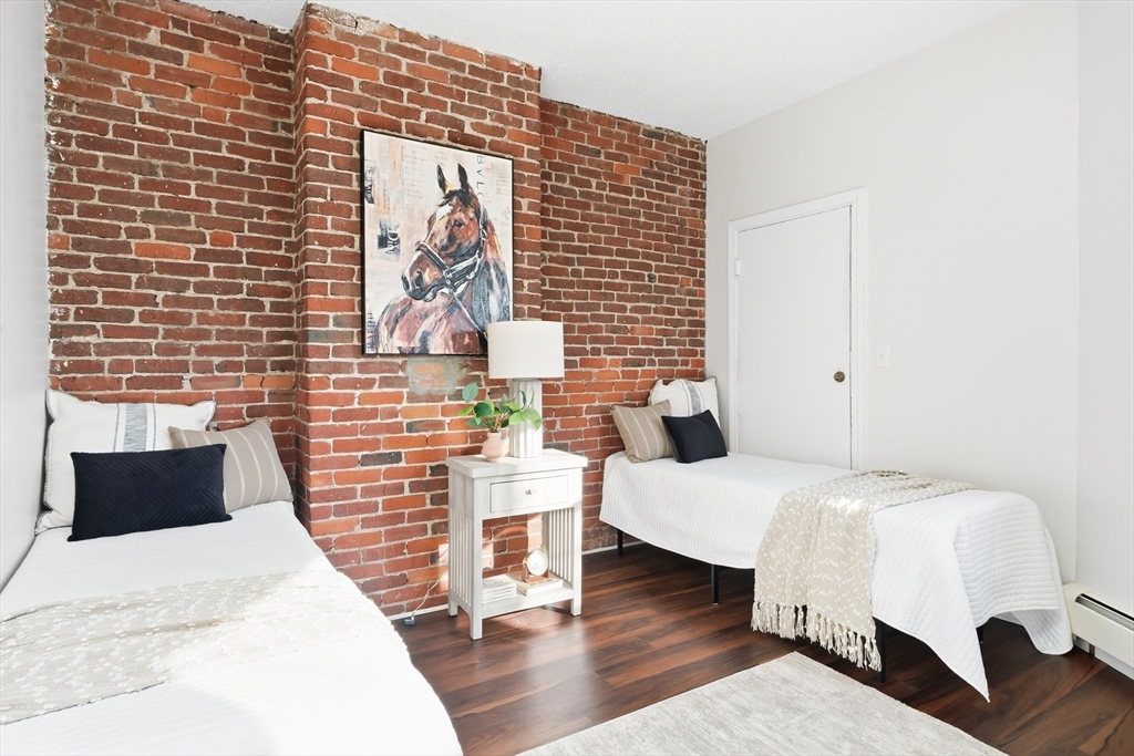 8 Humboldt Ave # 2
