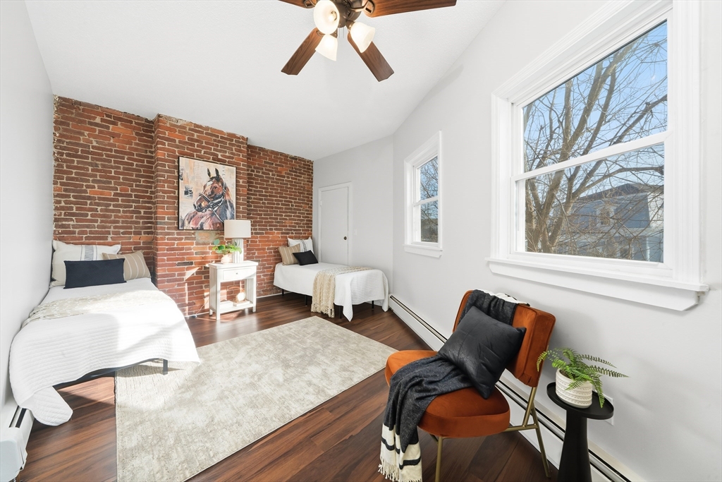 8 Humboldt Ave # 2