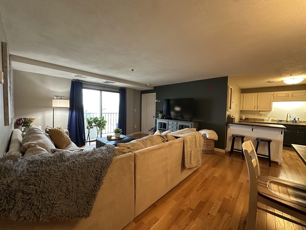 39 Parlin Street # 605