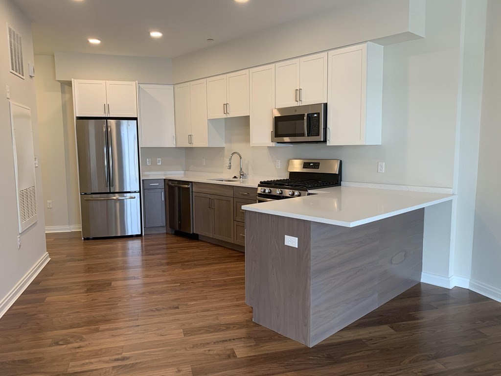 3531 Washington Street # 313