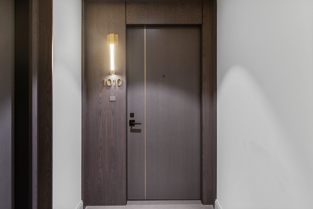 55 Lagrange St # 1010