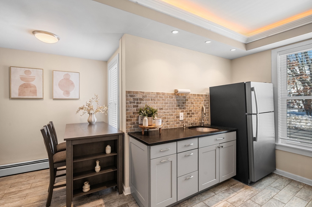 5-7 Vernon Street # 1
