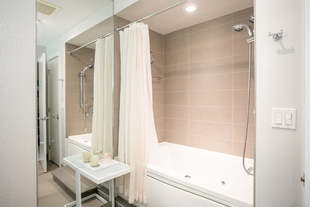 110 Stuart Street # 23F