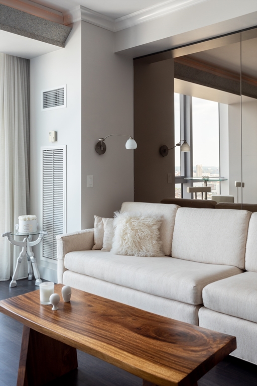 110 Stuart Street # 23F