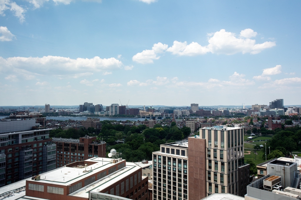 110 Stuart Street # 23F