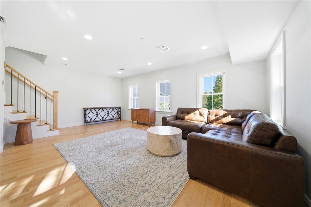 50 N. Payne St # 6