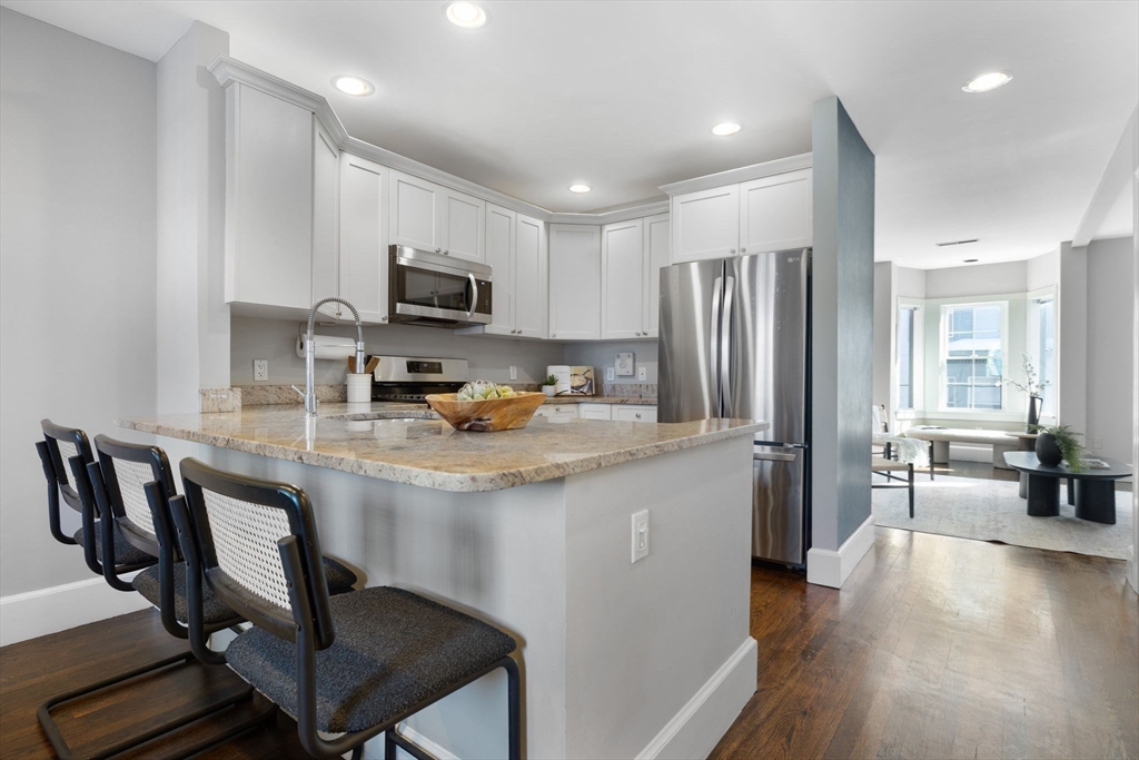 20 Sullivan St # 2