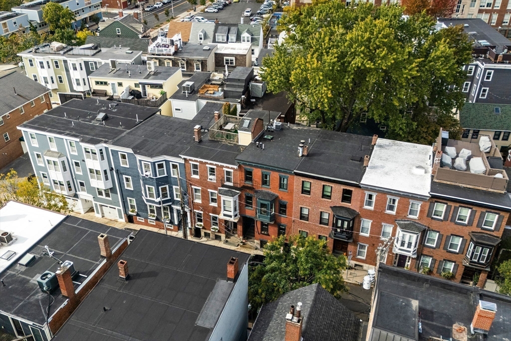 20 Sullivan St # 2