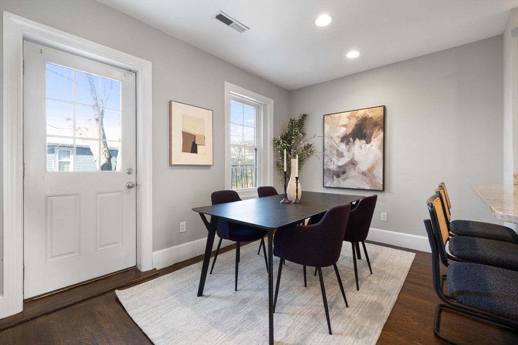 20 Sullivan St # 2