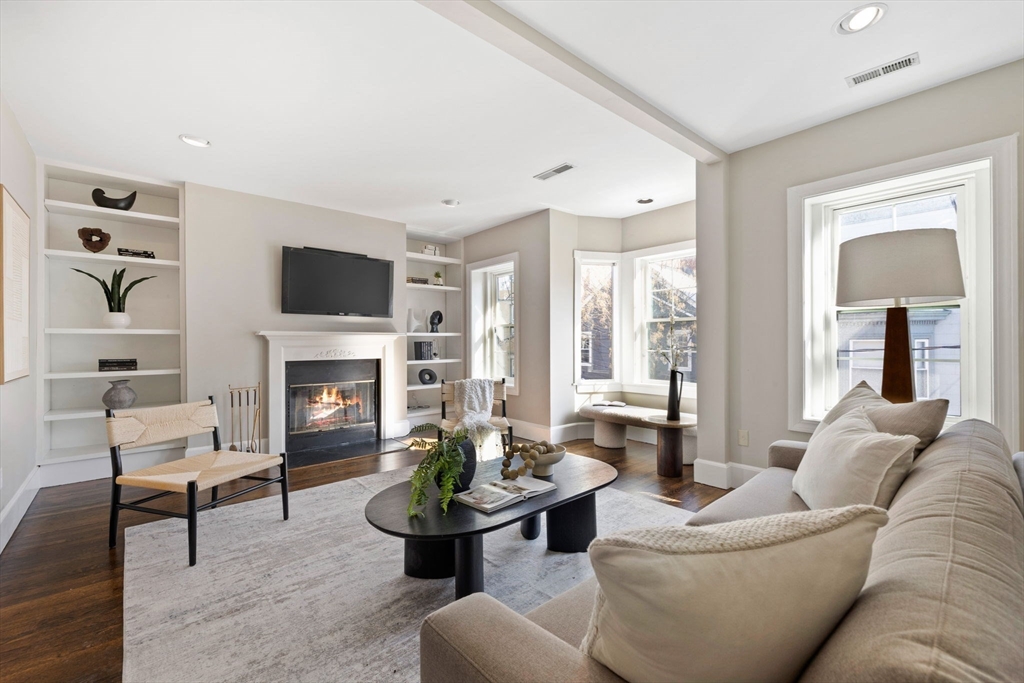20 Sullivan St # 2