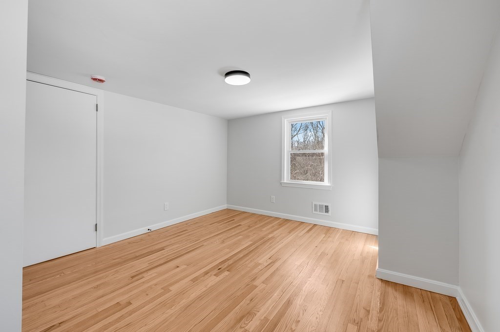 150 Grove St