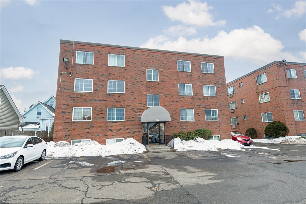 15 Staples Avenue # 31