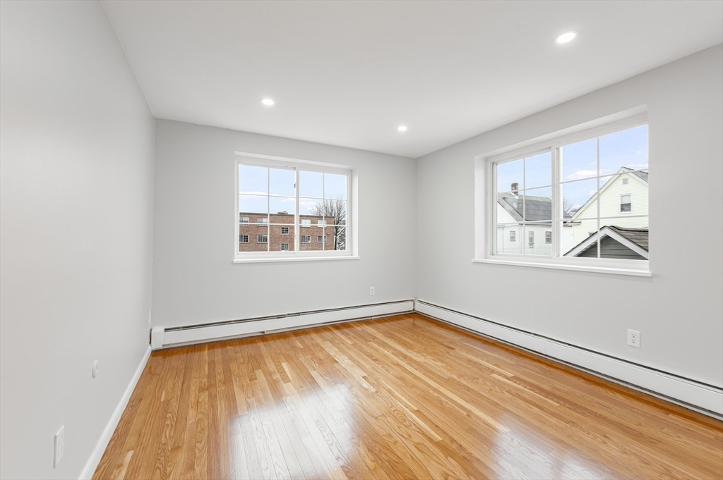 15 Staples Avenue # 31
