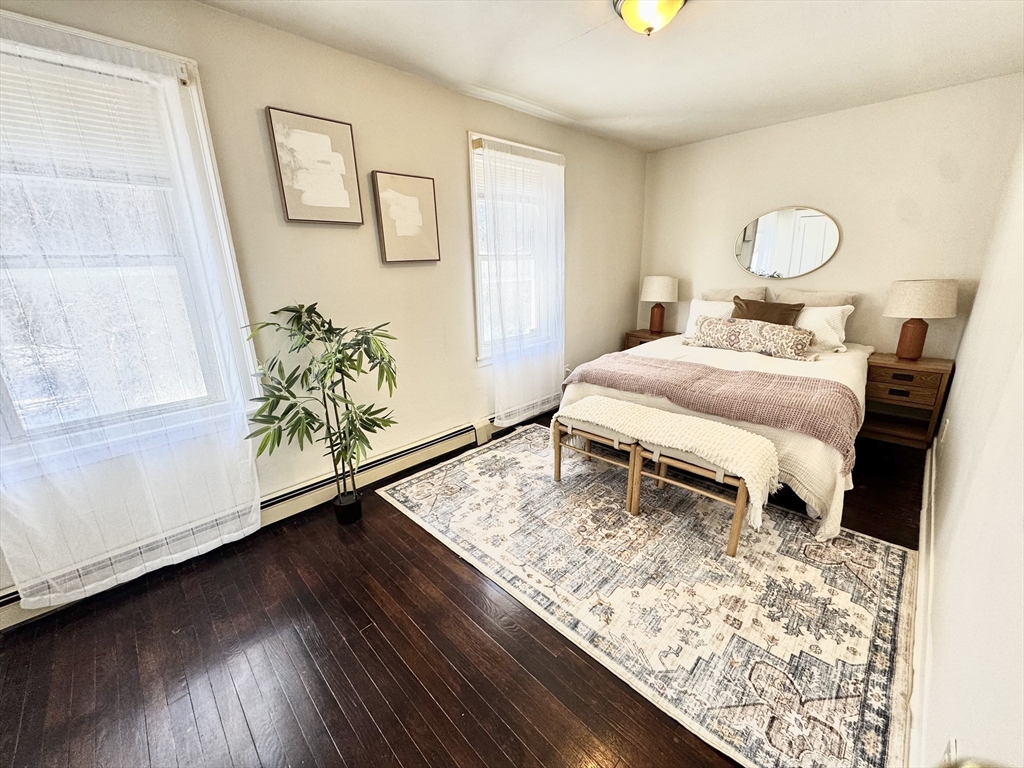1232 Middleboro Ave