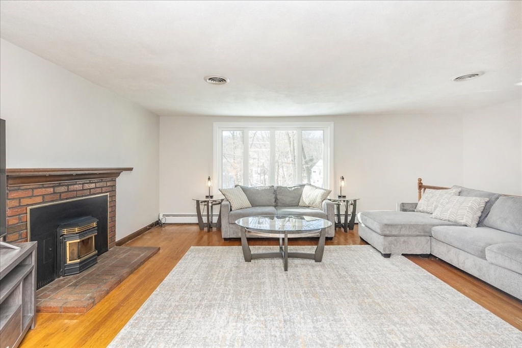 11 Pulver Drive