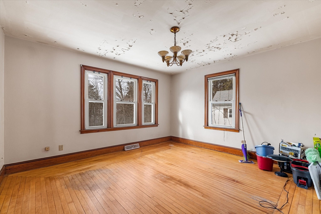 57 Old Sturbridge Rd