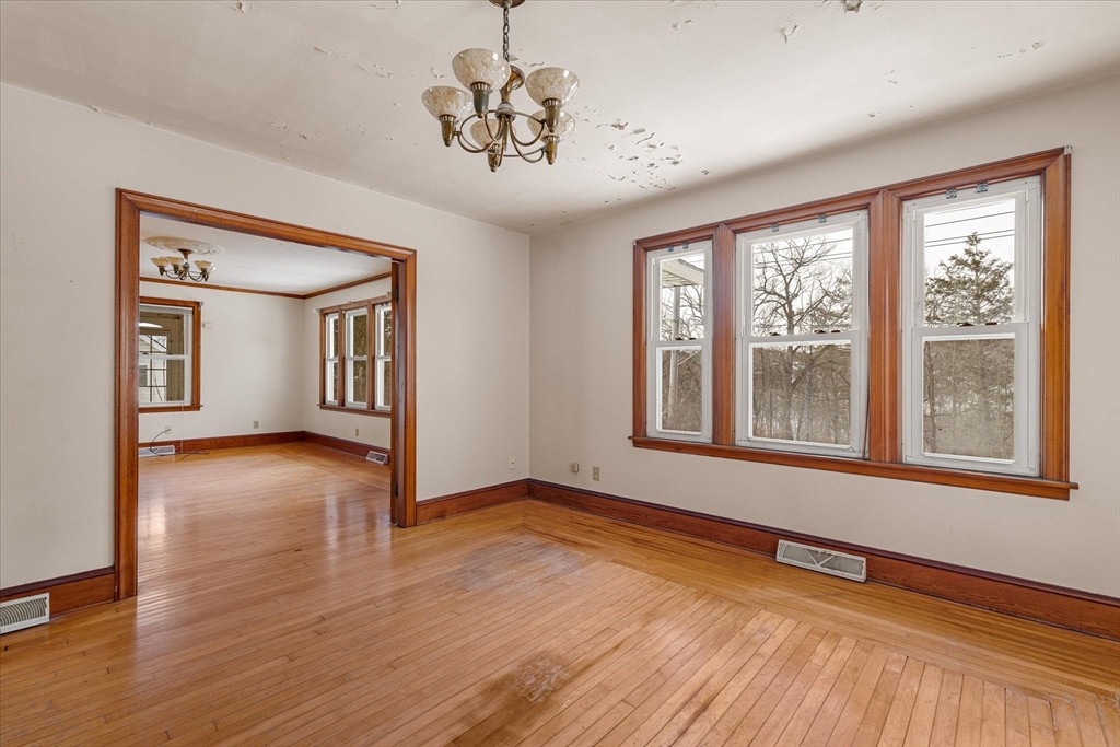 57 Old Sturbridge Rd