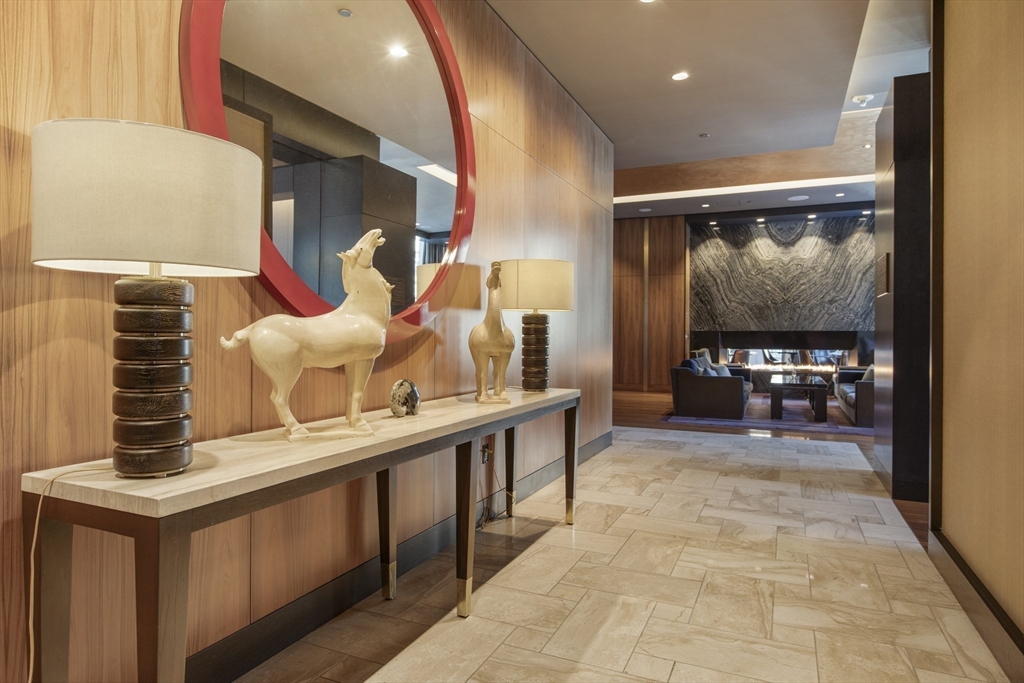 1 Frankiln St # U2310