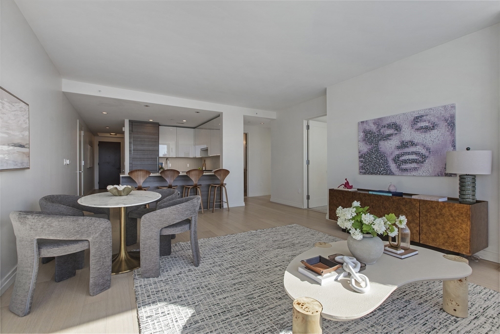 1 Frankiln St # U2310