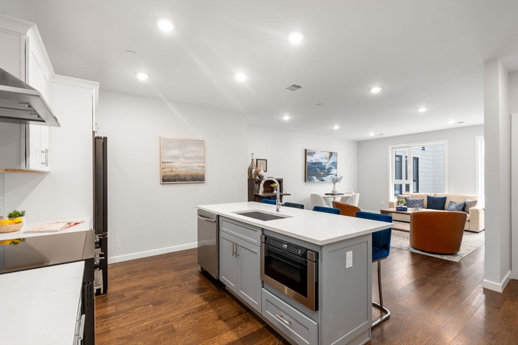 267 Old Colony # 313