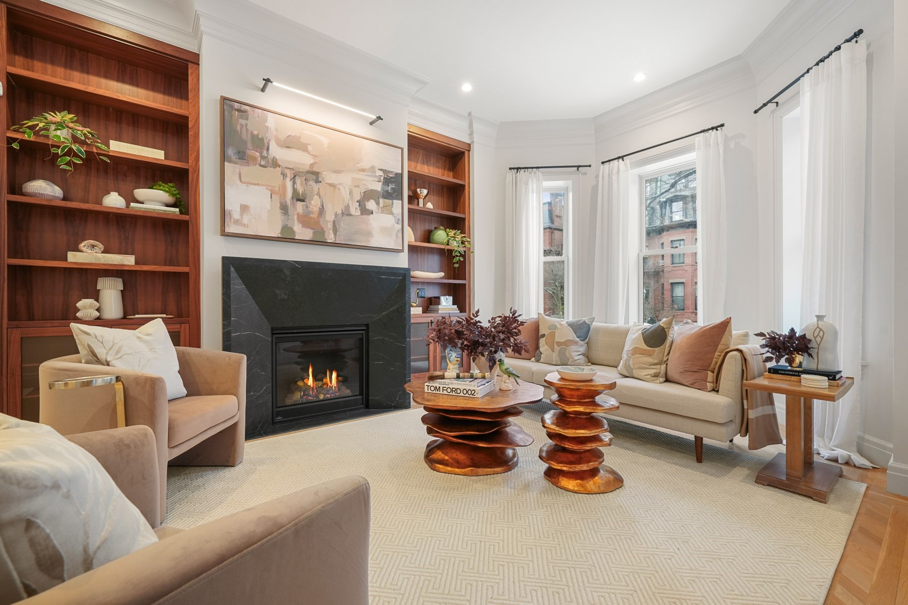 352 Marlborough St
