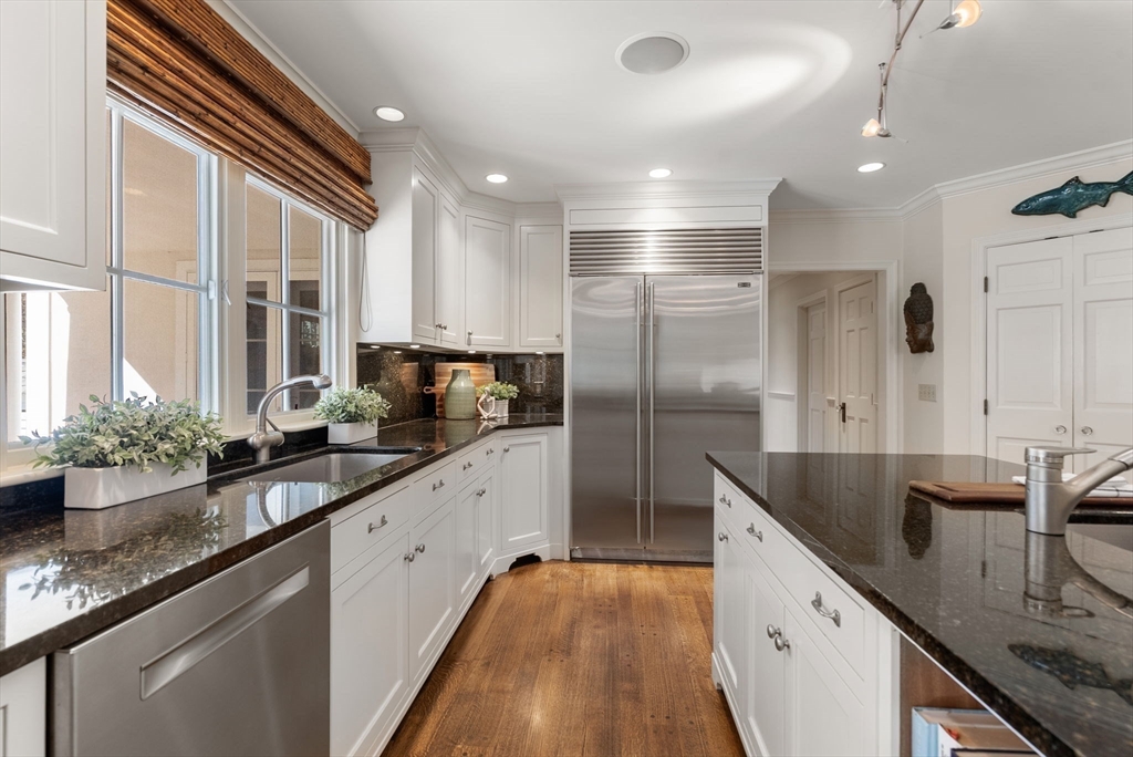 10 Queen Anne Rd