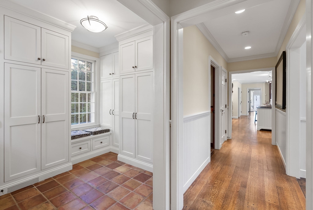 10 Queen Anne Rd