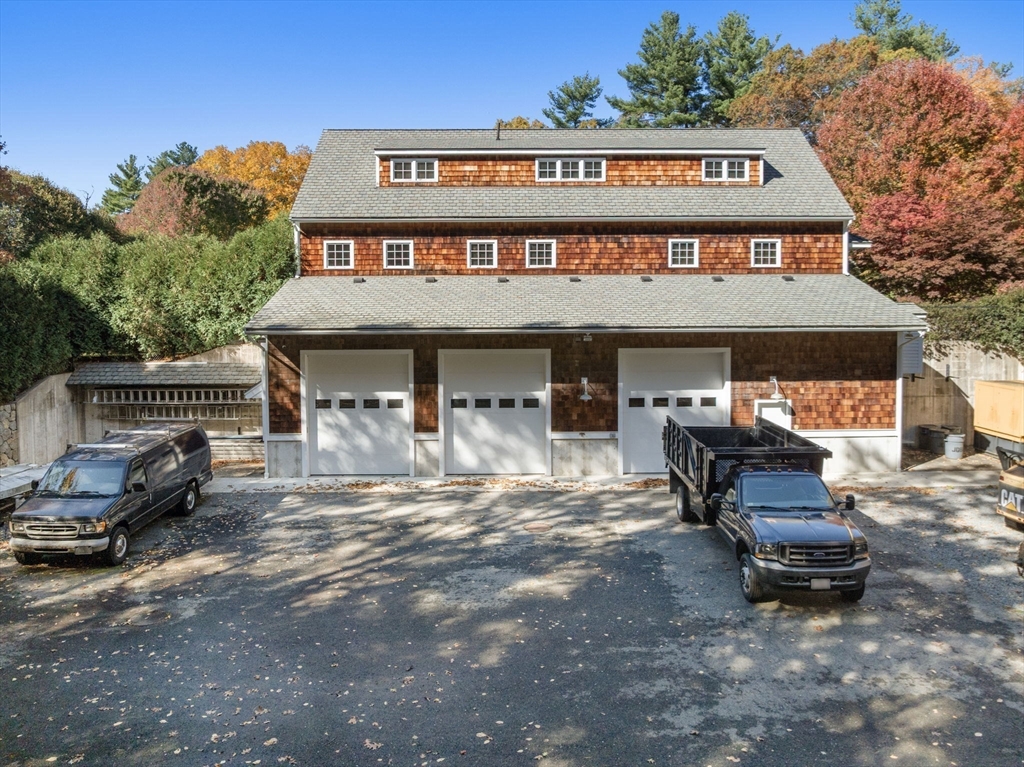 10 Queen Anne Rd