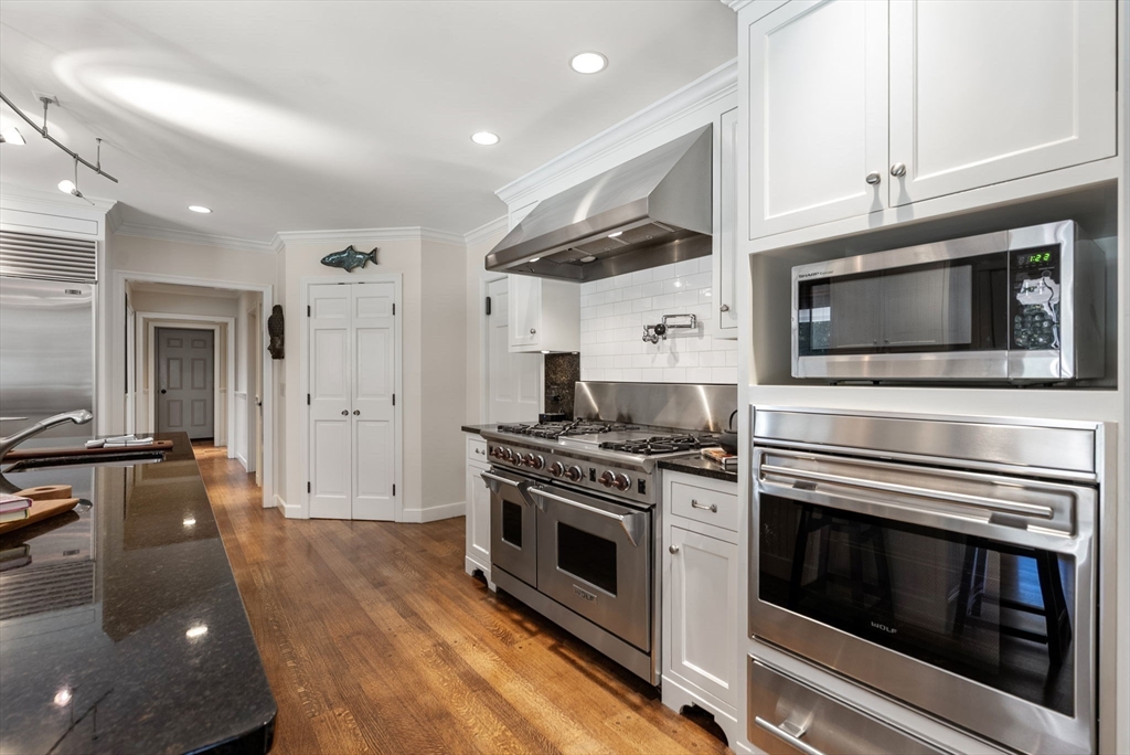 10 Queen Anne Rd