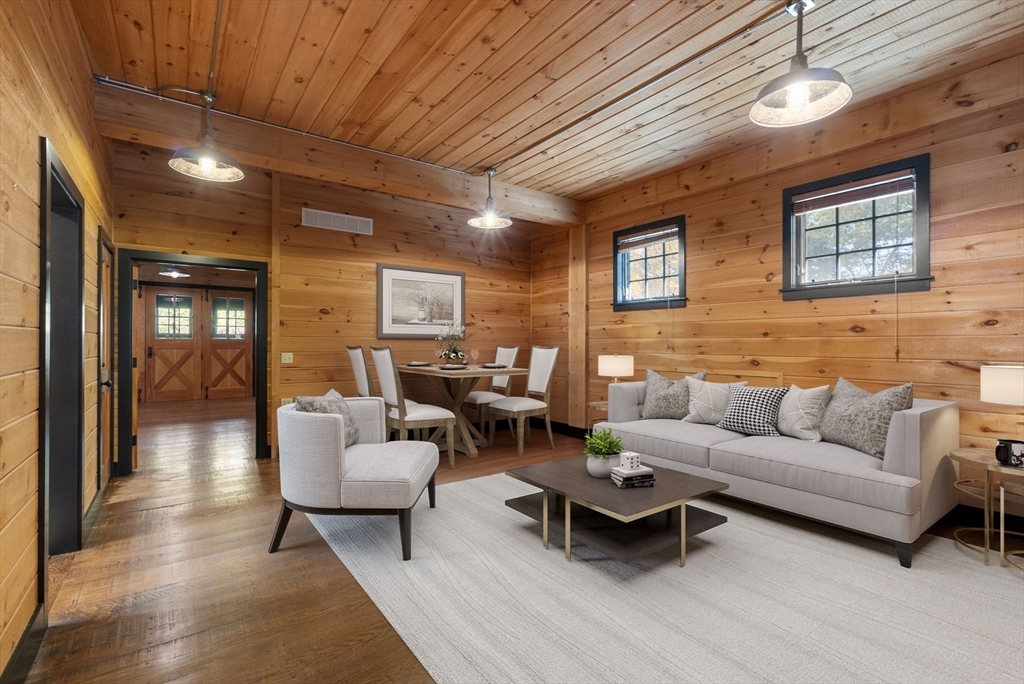 10 Queen Anne Rd