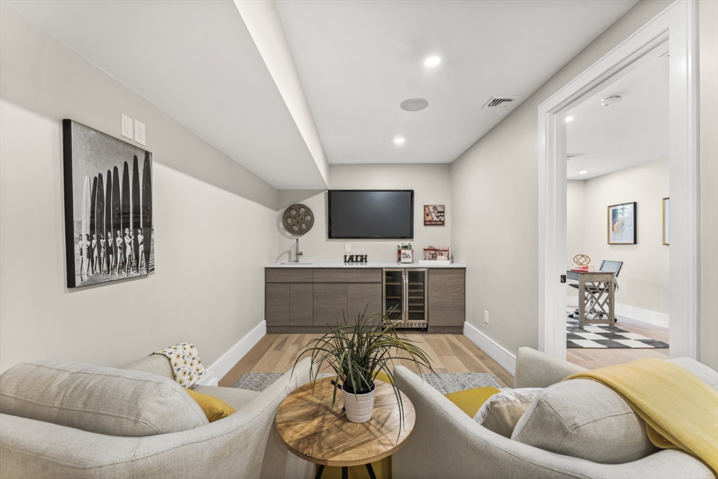 327 Alewife Brook Pkwy # A