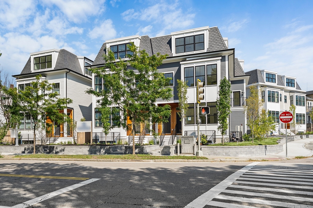 327 Alewife Brook Pkwy # A