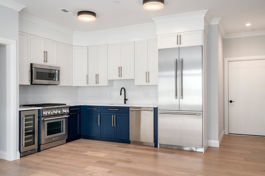 142 Pleasant Street # 3