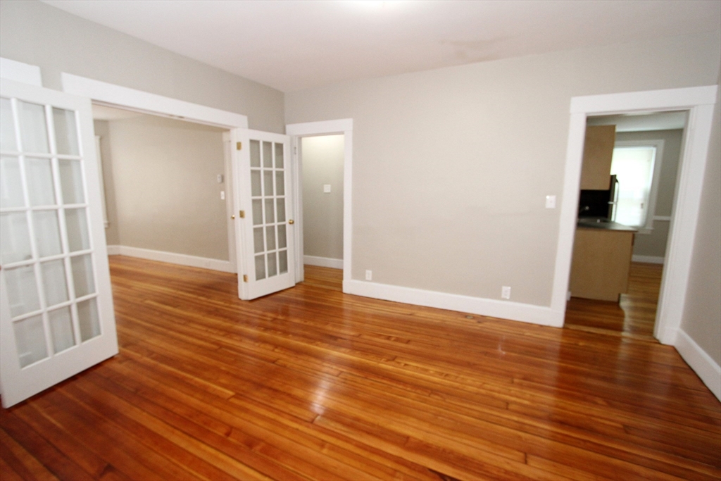 18 Howes Street # 2