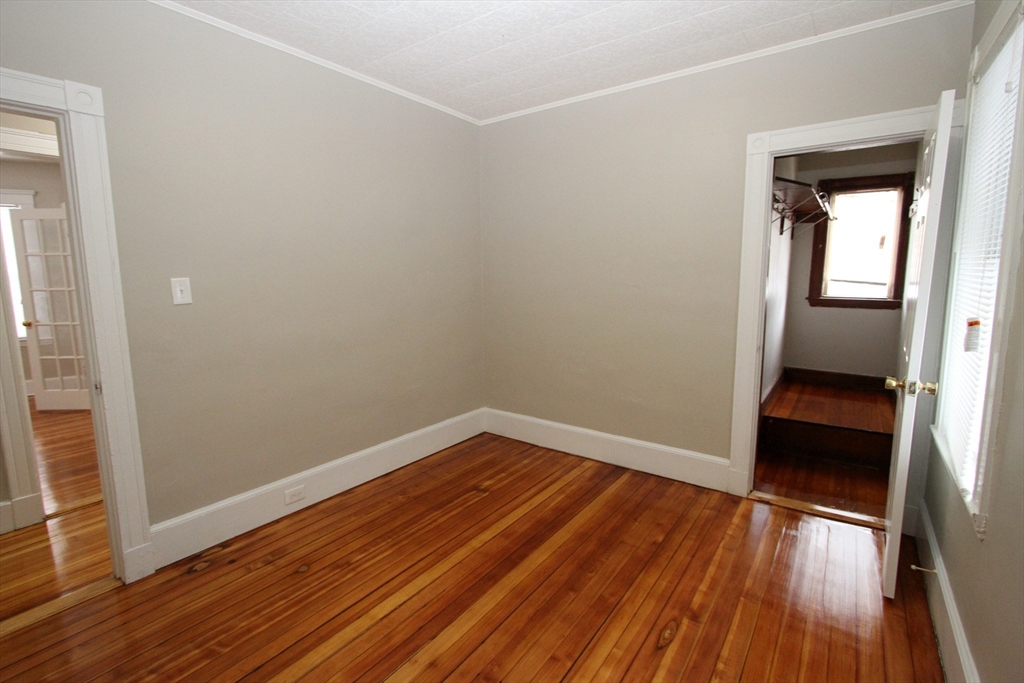 18 Howes Street # 2