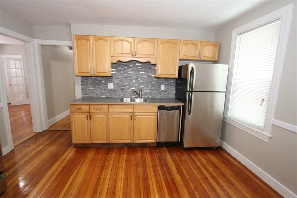 18 Howes Street # 2