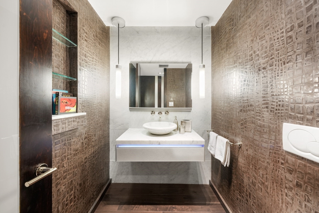 220 Boylston Street # 9017