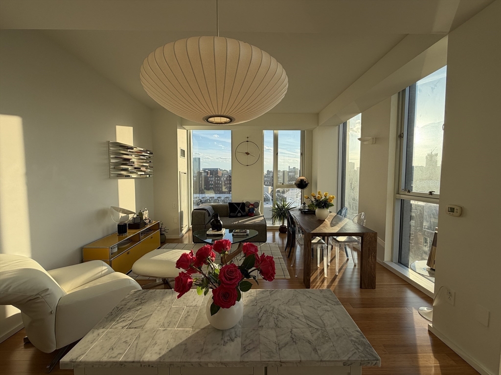 2 Earhart Street # 904