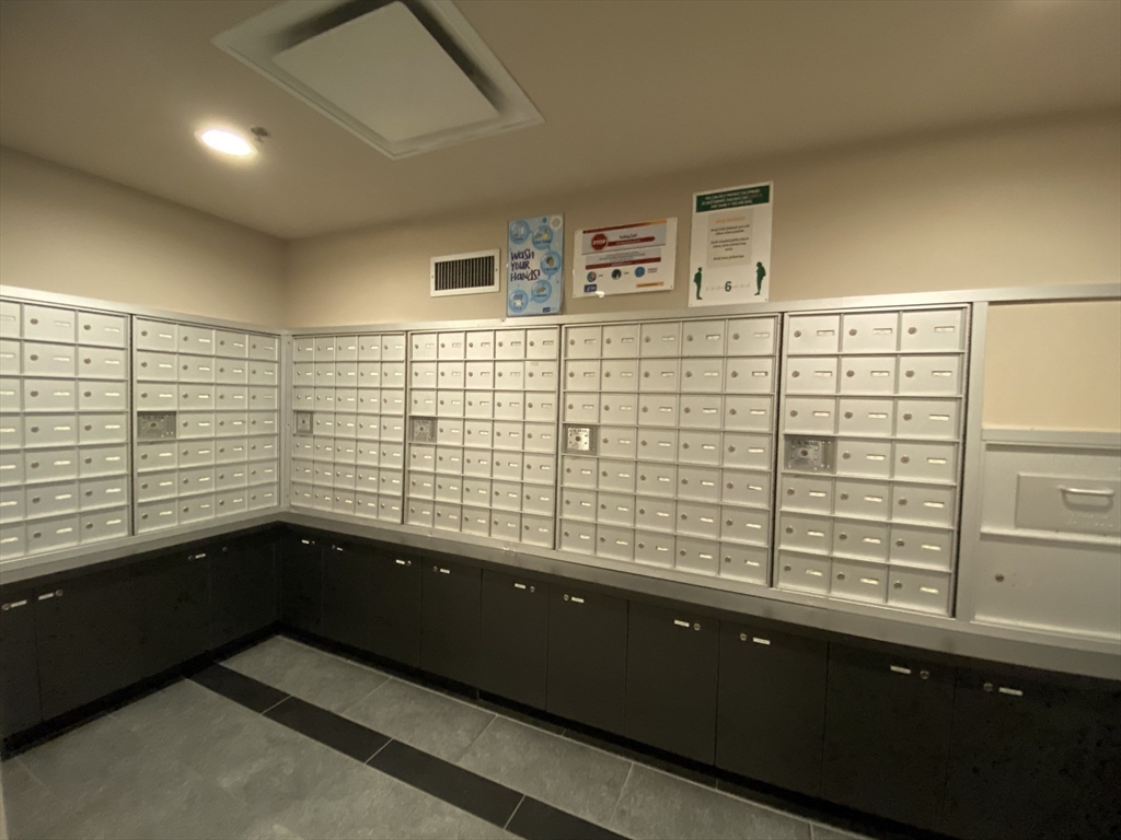 2 Earhart Street # 904