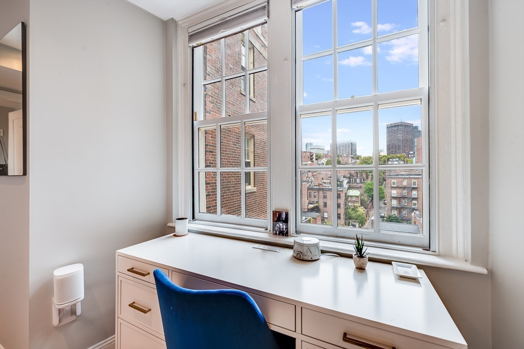 15 River St # 704