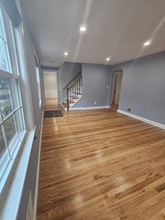 61 Ledgewood Rd