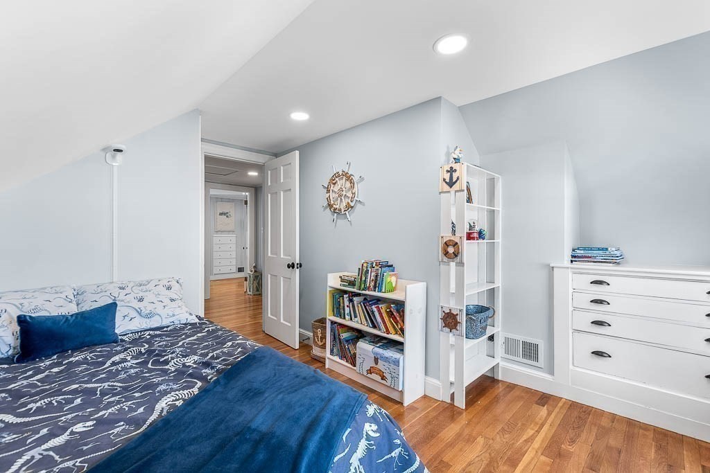 61 Ledgewood Rd