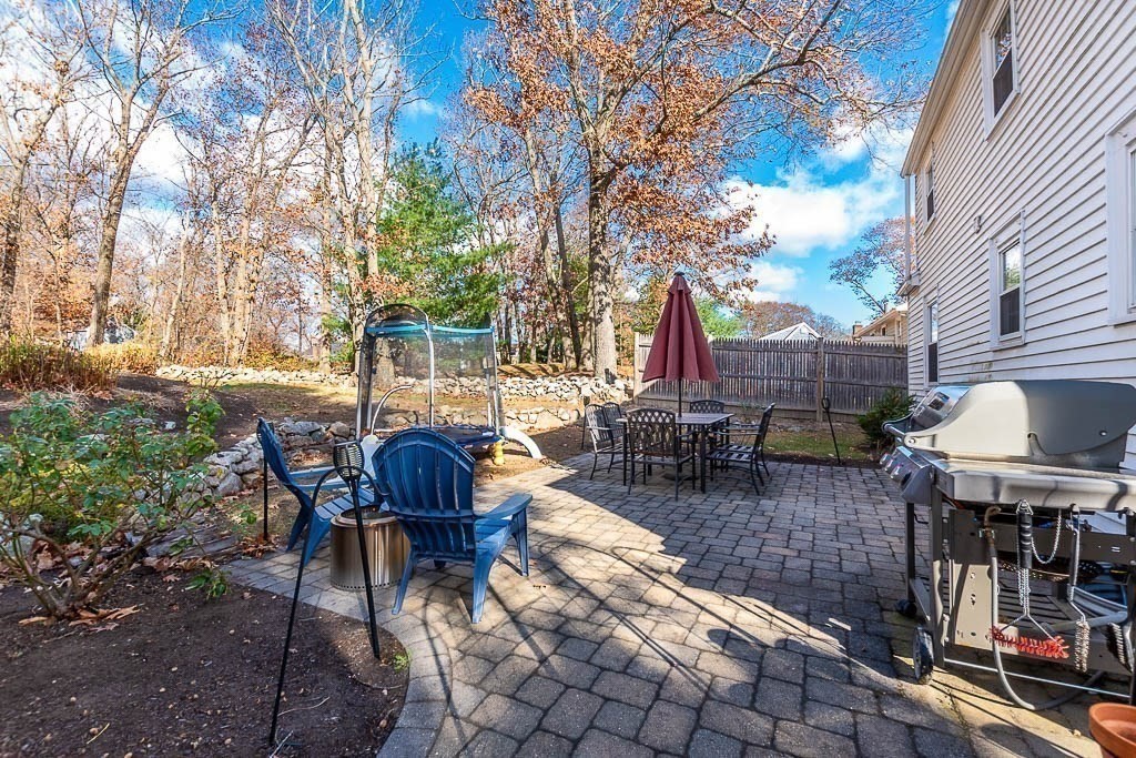 61 Ledgewood Rd