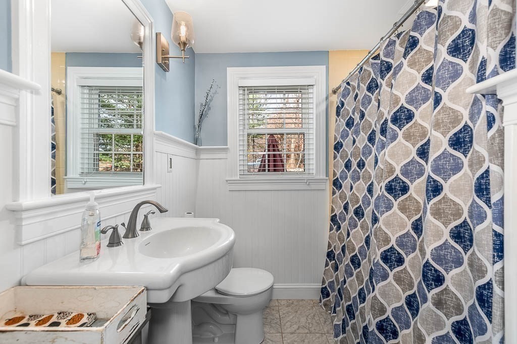 61 Ledgewood Rd