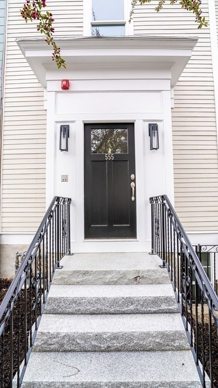 555 East 5th Street PH